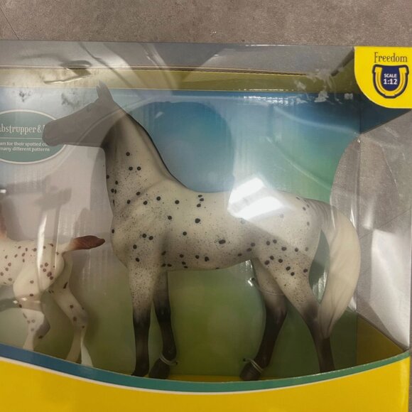 Breyer Freedom Series Classics Spotted Wonders Horse and Foal Set 1:12 #62207 - Picture 2 of 5